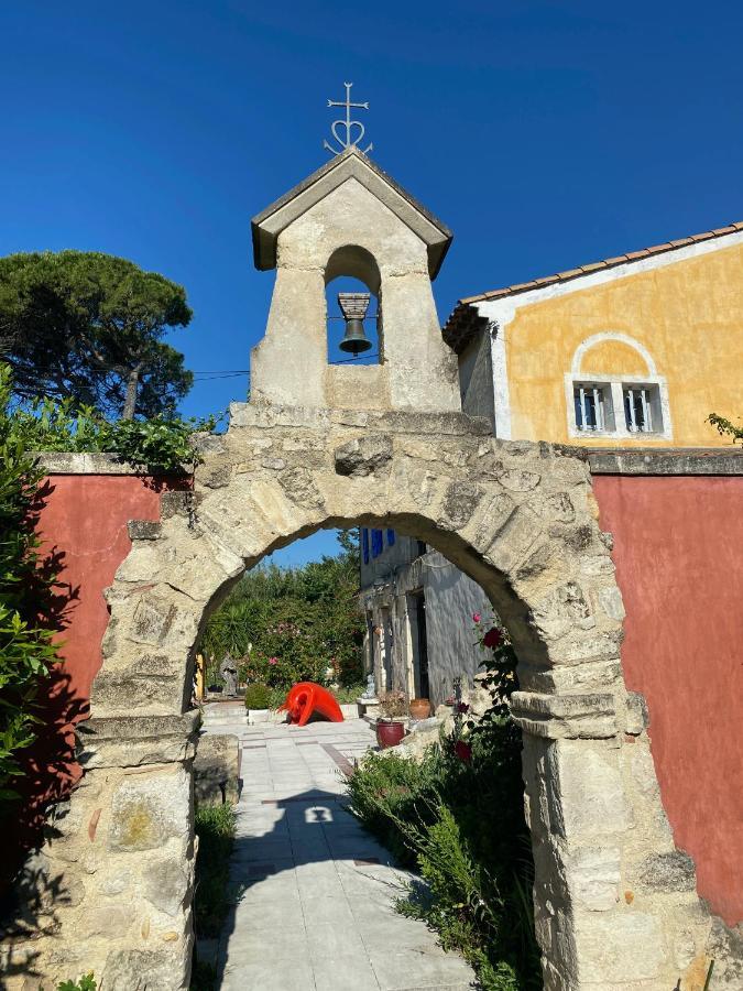 Le Clos De L'Isle Арль Екстер'єр фото